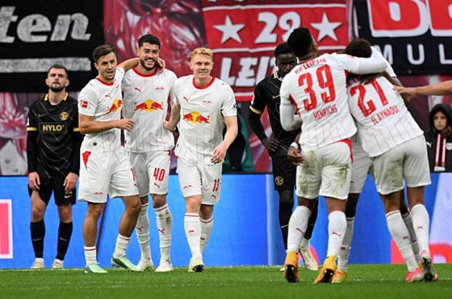 RB Leipzig vừa hủy diệt Elversberg