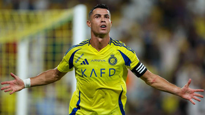 Ronaldo tỏa sáng rực rỡ Rạng sáng 30/10, Ronaldo đóng góp 3 bàn trong chiến thắng 5-3 của Al Nassr trước Al-Kholood Club tại Saudi Pro League 2026/27.